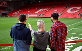 刀疤战士贺希宁 一次刀刃向内的蜕变