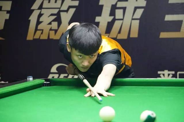 突遭绿凯球 突遭绿凯球