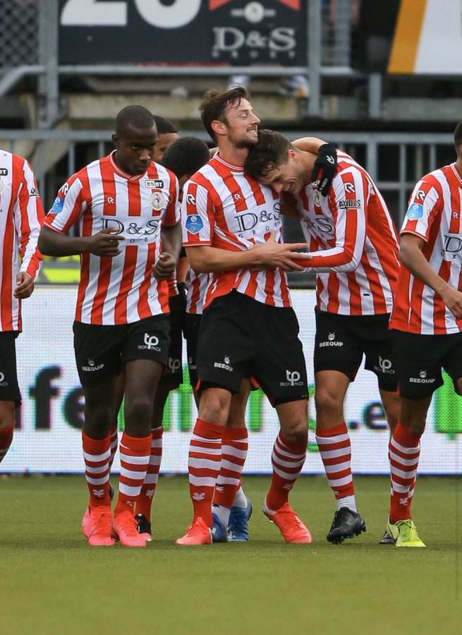 在赛道非开 在赛道非开